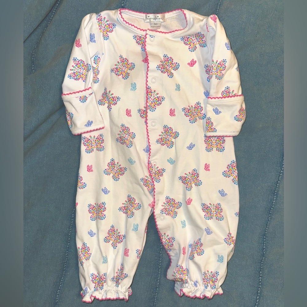 Newborn Kissy Kissy Outfit
